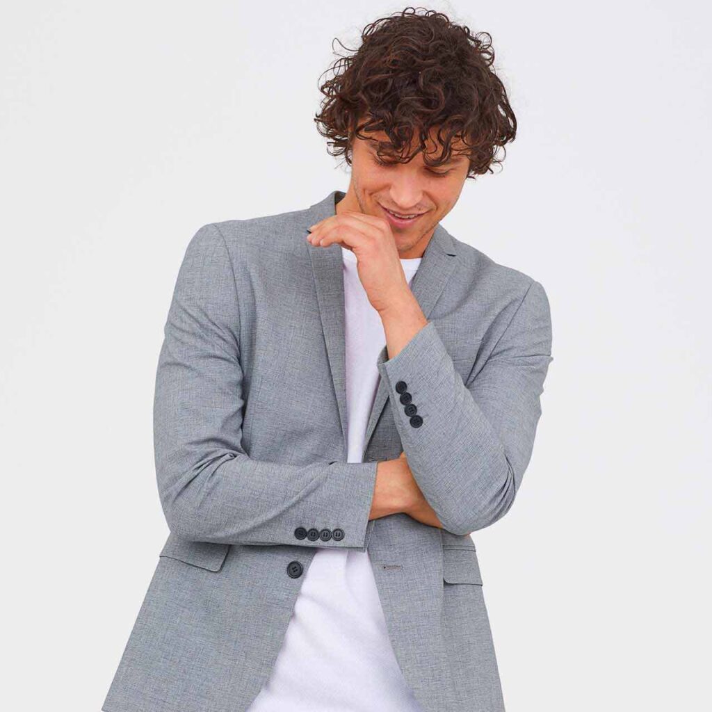 Coats & Jackets